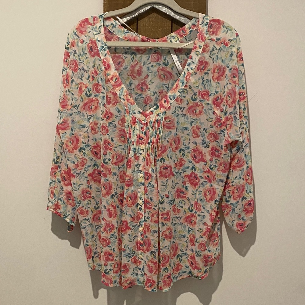 LC Lauren Conrad Floral Blouse in Pink and White